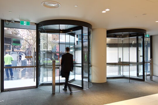 Hybrid Series Revolving DOor